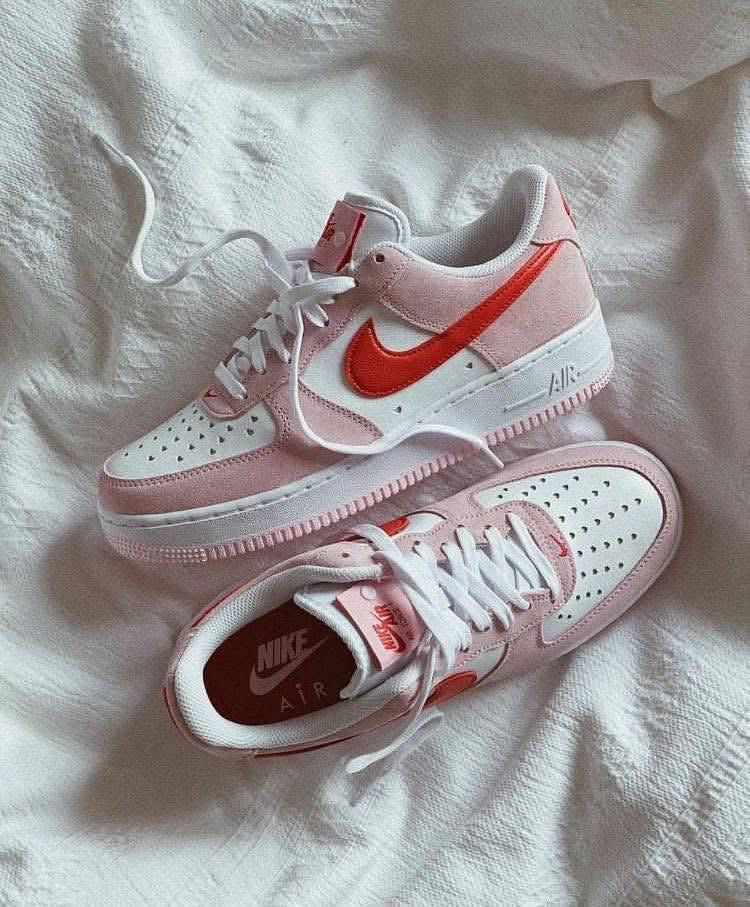 Airforce 1 low