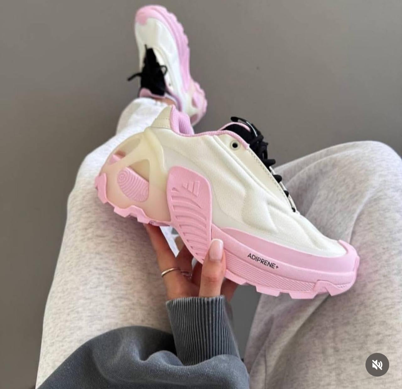 Women’s Adidas Edge Runner